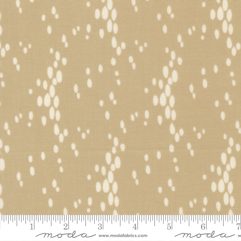 Arabesque Vista Blenders Dots Moonbeam by Studio M for Moda 33837-12 scale