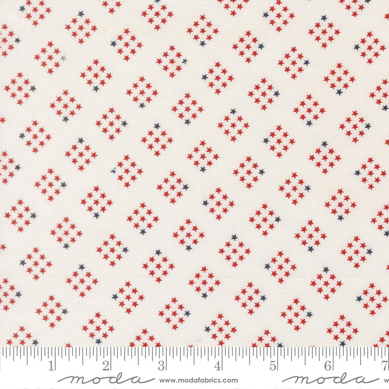 Independence Day Stars Blenders Stars VANILLA by Sweetwater for Moda 55726-31 scale