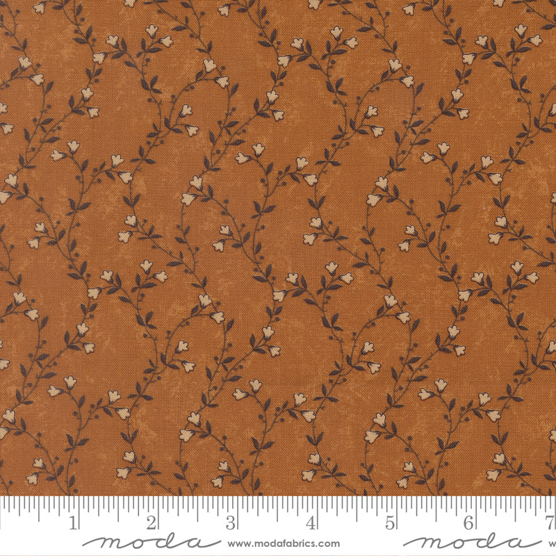 Quail Run Amber Creeping Vine Florals scale