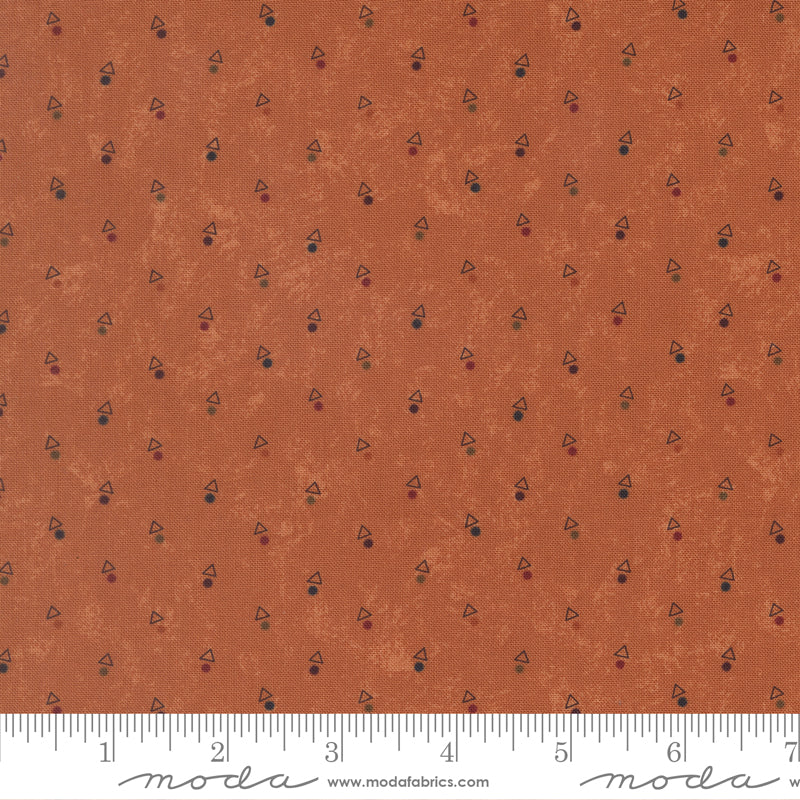 Quail Run Pumpkin Triangle Dot Blenders scale