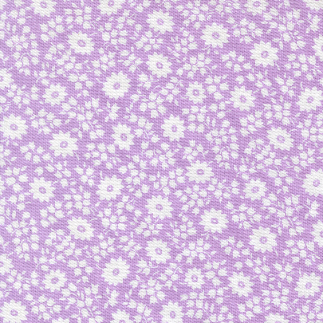 30s Paytime Perky Posies Florals Lilac by Linzee McCray for Moda Fabrics 23372-12
