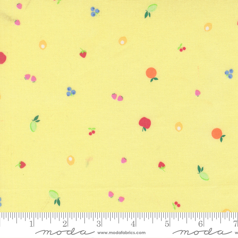 Fruit Salad Fruit Snack Blenders Small Fruit Dot LEMON by Corey Yoder for Moda 29244-18 scale
