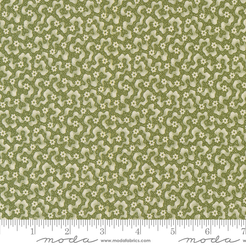 Goodnight Irene Ripples Blenders Floral Moss by Betsy Cutchian for Moda Fabrics 31703-18 scale