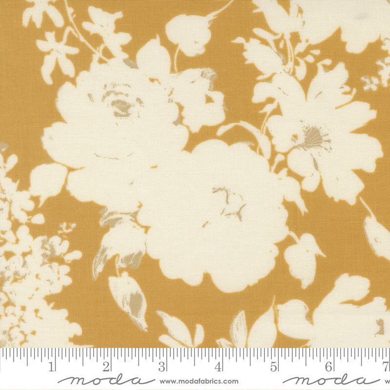 Arabesque Whisper Florals Abstract Honey by Studio M for Moda 33830-13 scale
