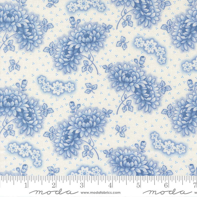 Rosie Vintage Linen Florals Blueberry scale