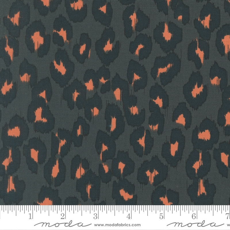 Sunlit Ruins Ikat Blenders Dusk scale