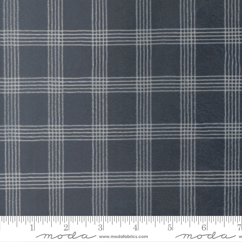 Nantucket Summer Quilt Cuddle Plaid Checks and Plaids NAVY by Camille Roskelley for Moda 55262-13QC scale