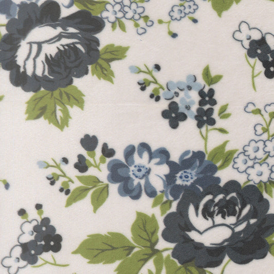Nantucket Summer Quilt Cuddle Cottage Small Floral CREAM BLUE by Camille Roskelley for Moda 55270-11QC