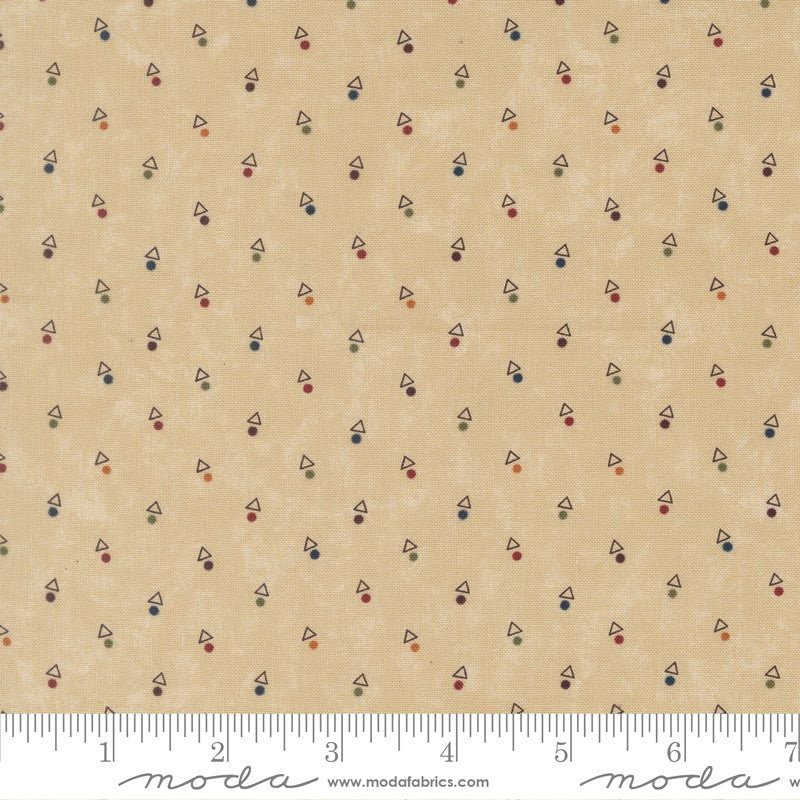 Quail Run Tan Triangle Dot Blenders scale