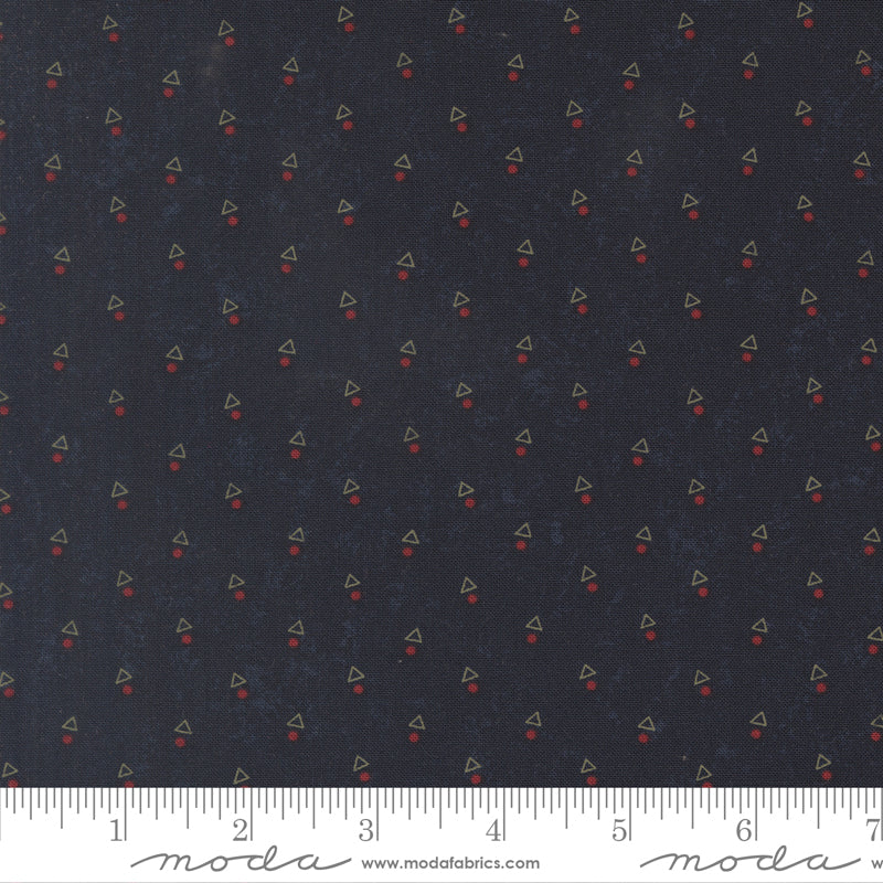 Quail Run Indigo Triangle Dot Blenders scale